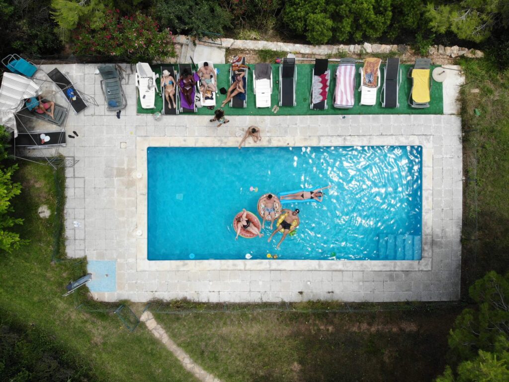 Vallfort piscina ESP scaled 1